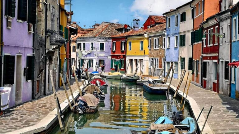 Burano islands tour