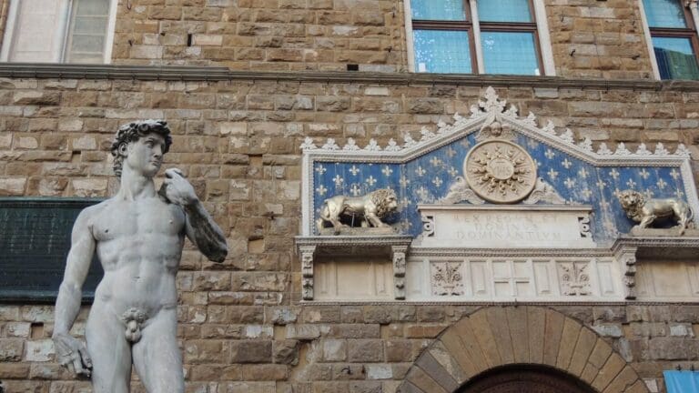 michelangelo's david in piazza della signoria