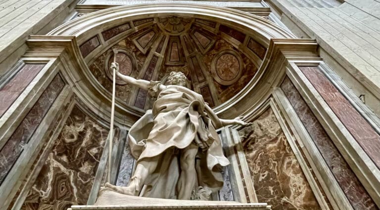 st peter basilica rome statue