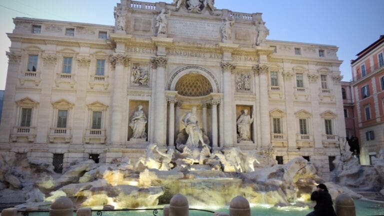trevi fountain evening