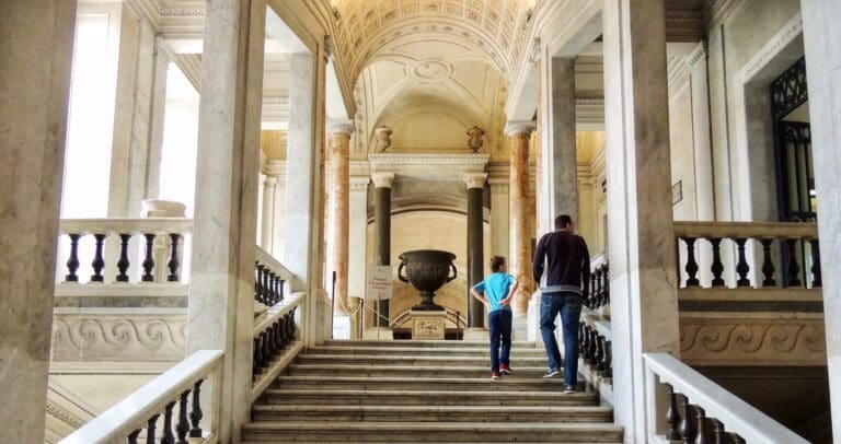 rome vatican museum interior