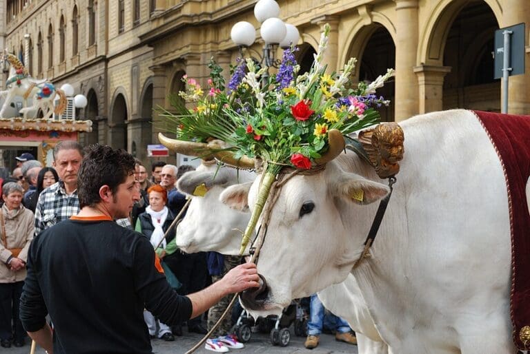 the scoppio del carro is an easter tradition in florence