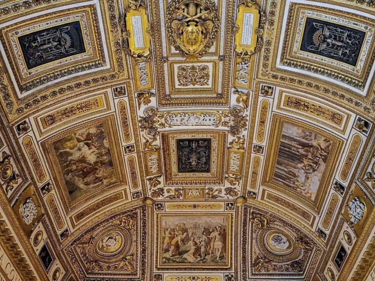 Grotesque style Ceiling decorations in Castel Sant'Angelo