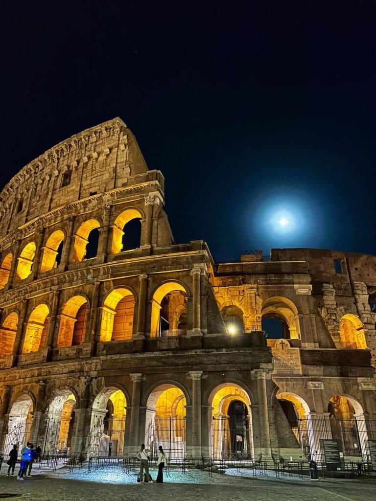 the colosseum at night