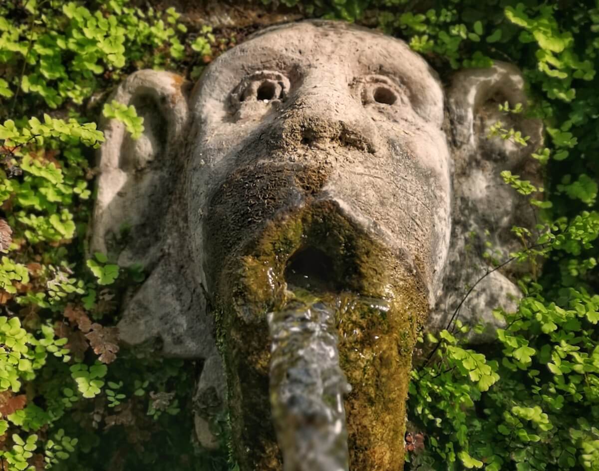stone gargoyle at ville deste