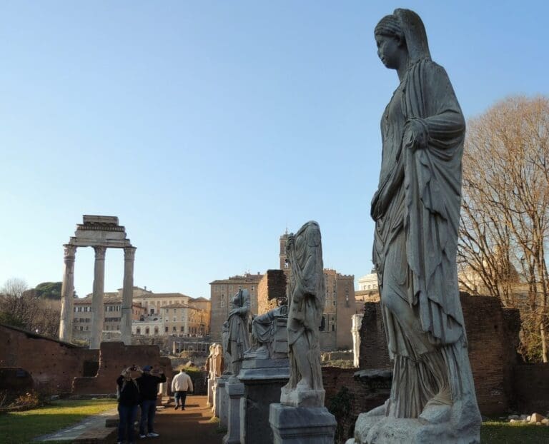 House of the Vestals and Castor and Pollux