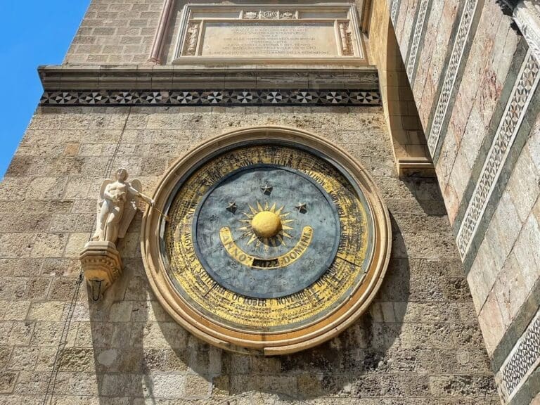the famous clock in messina