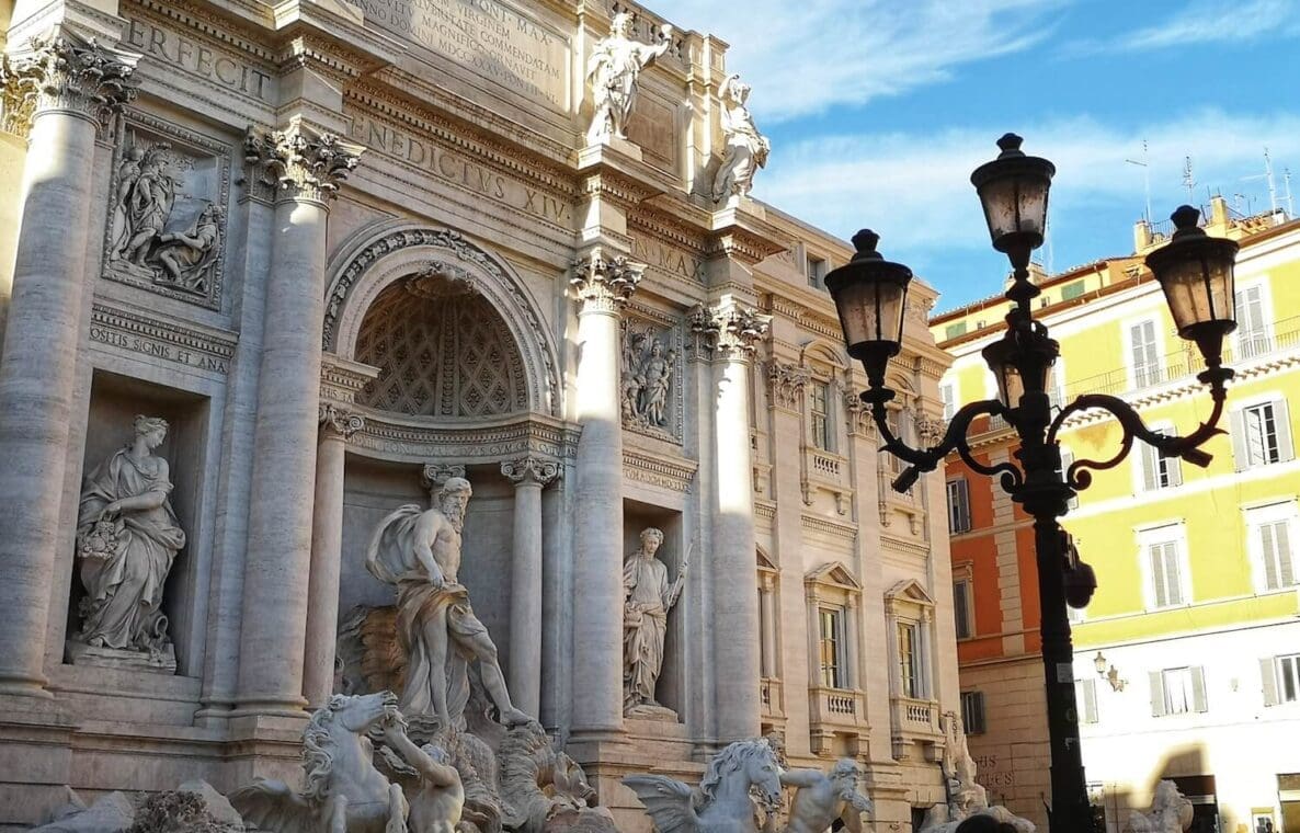 trevi fountain left side view