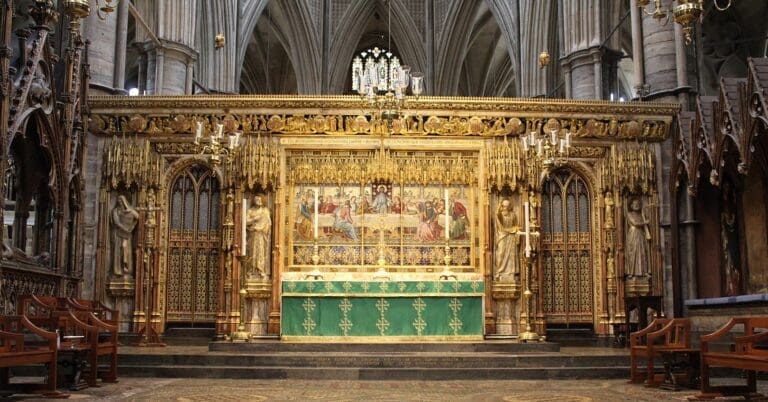 the high altar in westminster abbey