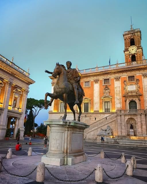 the campidoglio was redesigned by michelangelo in the 16th century