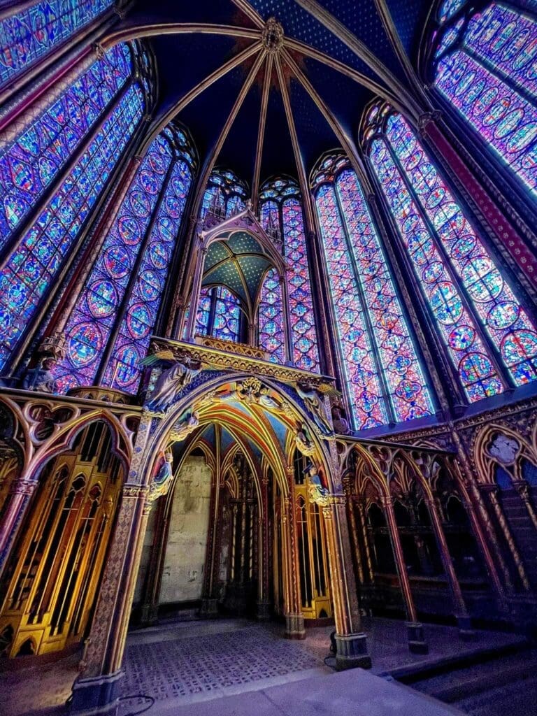 sainte chapelle paris vertica